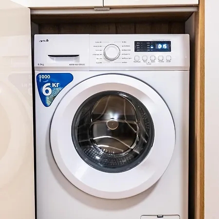 Angel 2bdrm Modern Варна