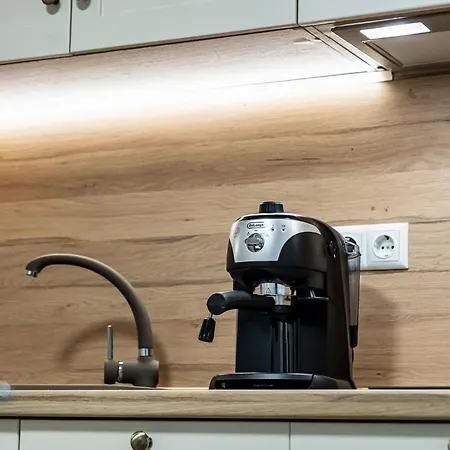 Angel 2bdrm Modern * Варна