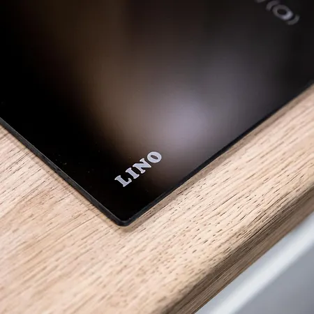 Апартаменти Angel 2bdrm Modern