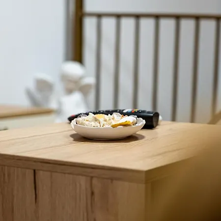 Апартаменти Angel 2bdrm Modern Варна