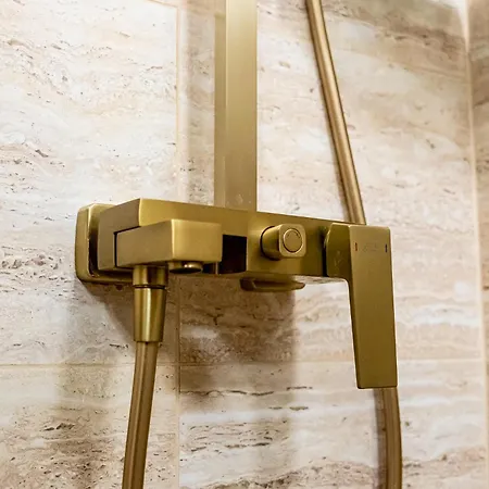 Апартаменти Angel 2bdrm Modern Варна