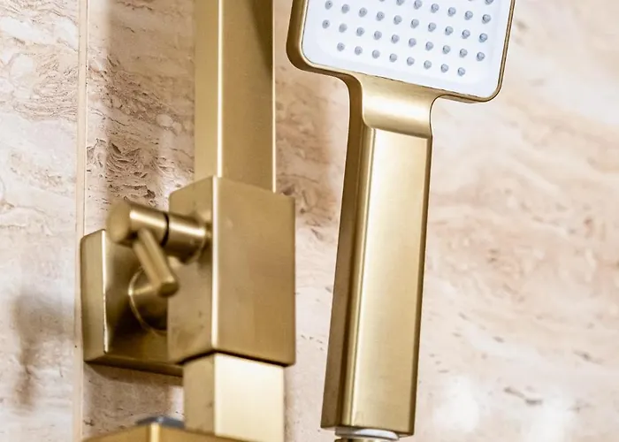 Angel 2bdrm Modern Apartament Varna