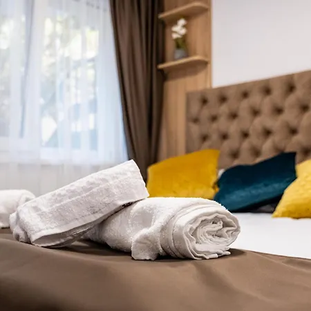Angel 2bdrm Modern * فارنا